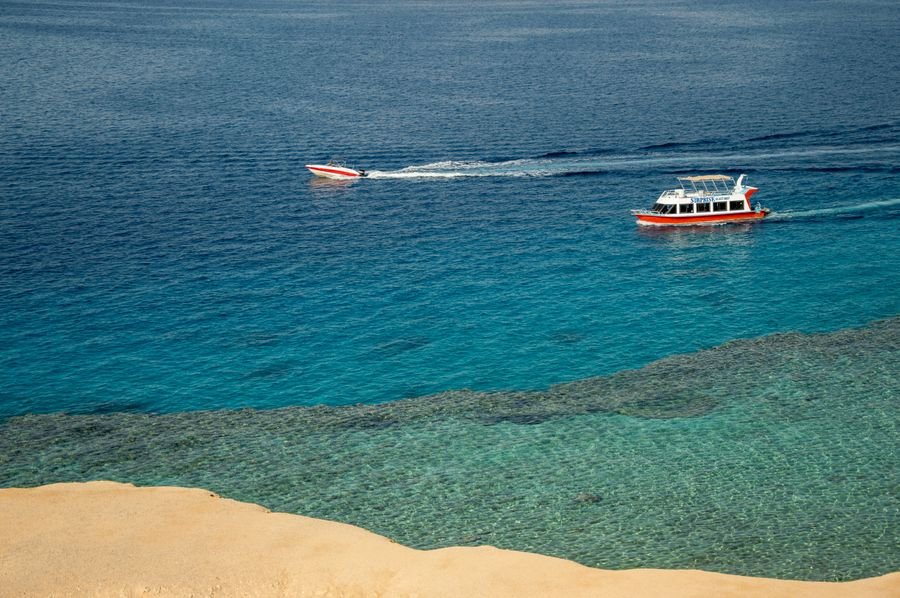 Speedboat